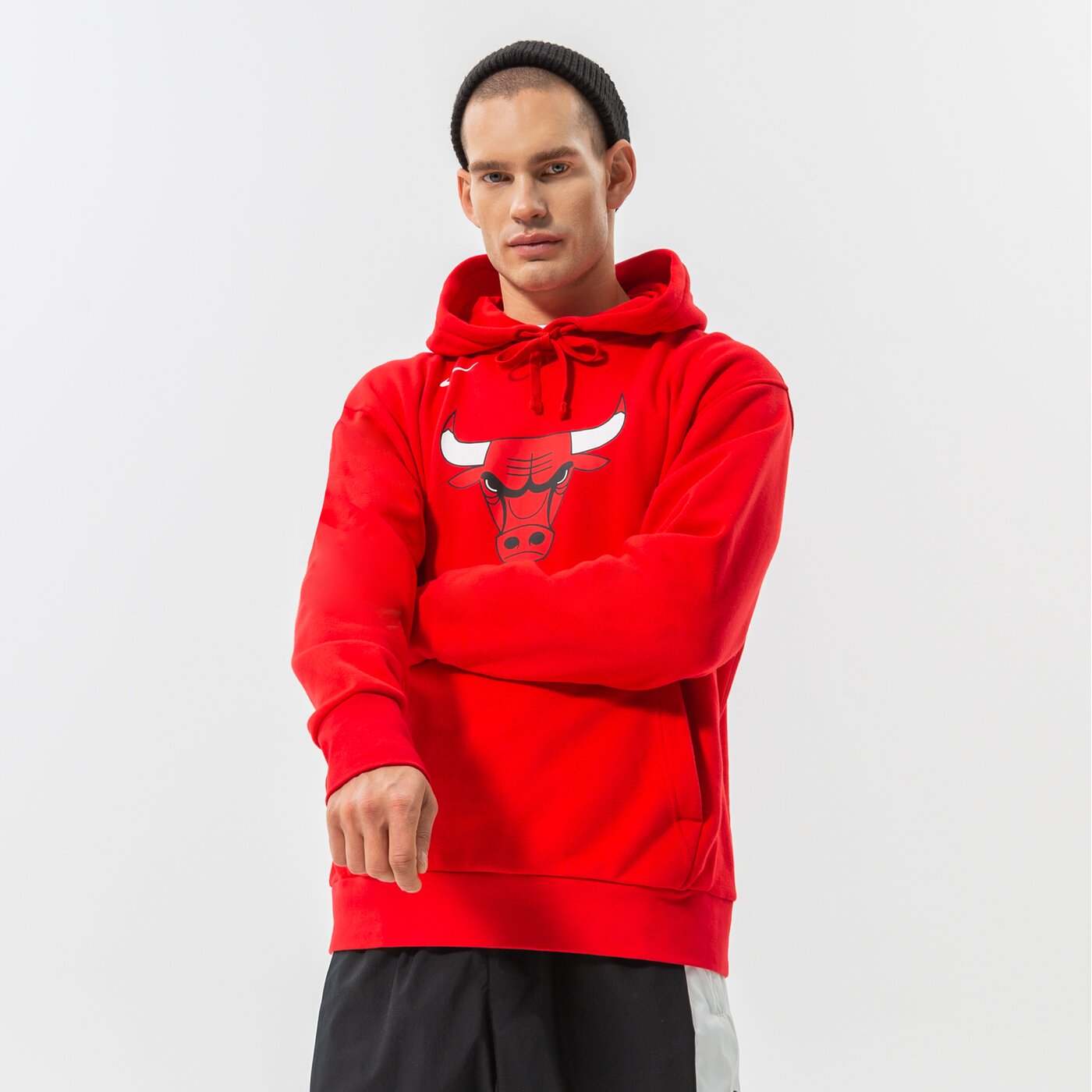 Мъжки суичър NIKE СУИТЧЪР С КАЧУЛКА CHI M NK FLC PO ESSNTL NBA dn8625-657 цвят бордо