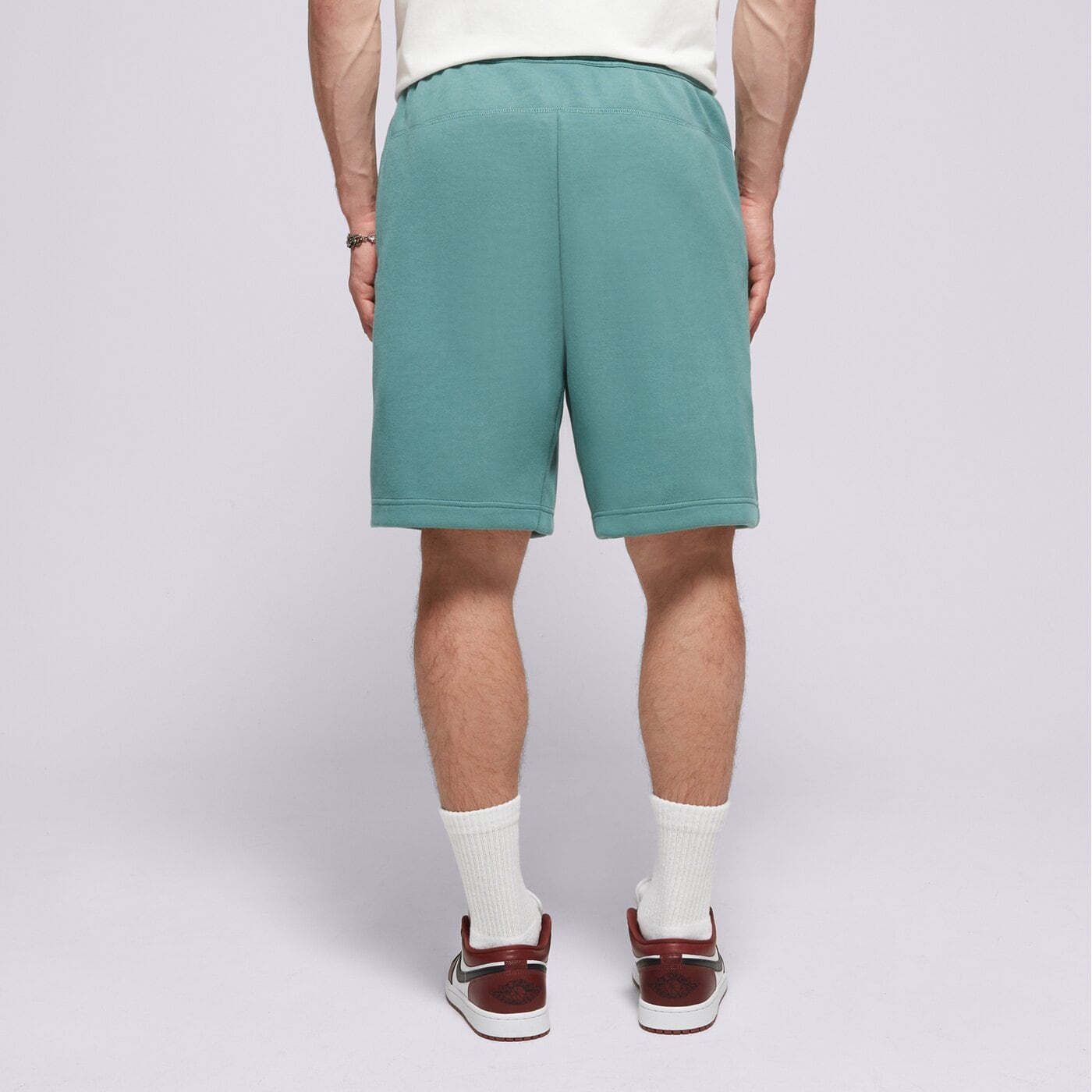 Мъжки къси панталони NIKE ШОРТИ TECH FLEECE fb8171-361 цвят зелен