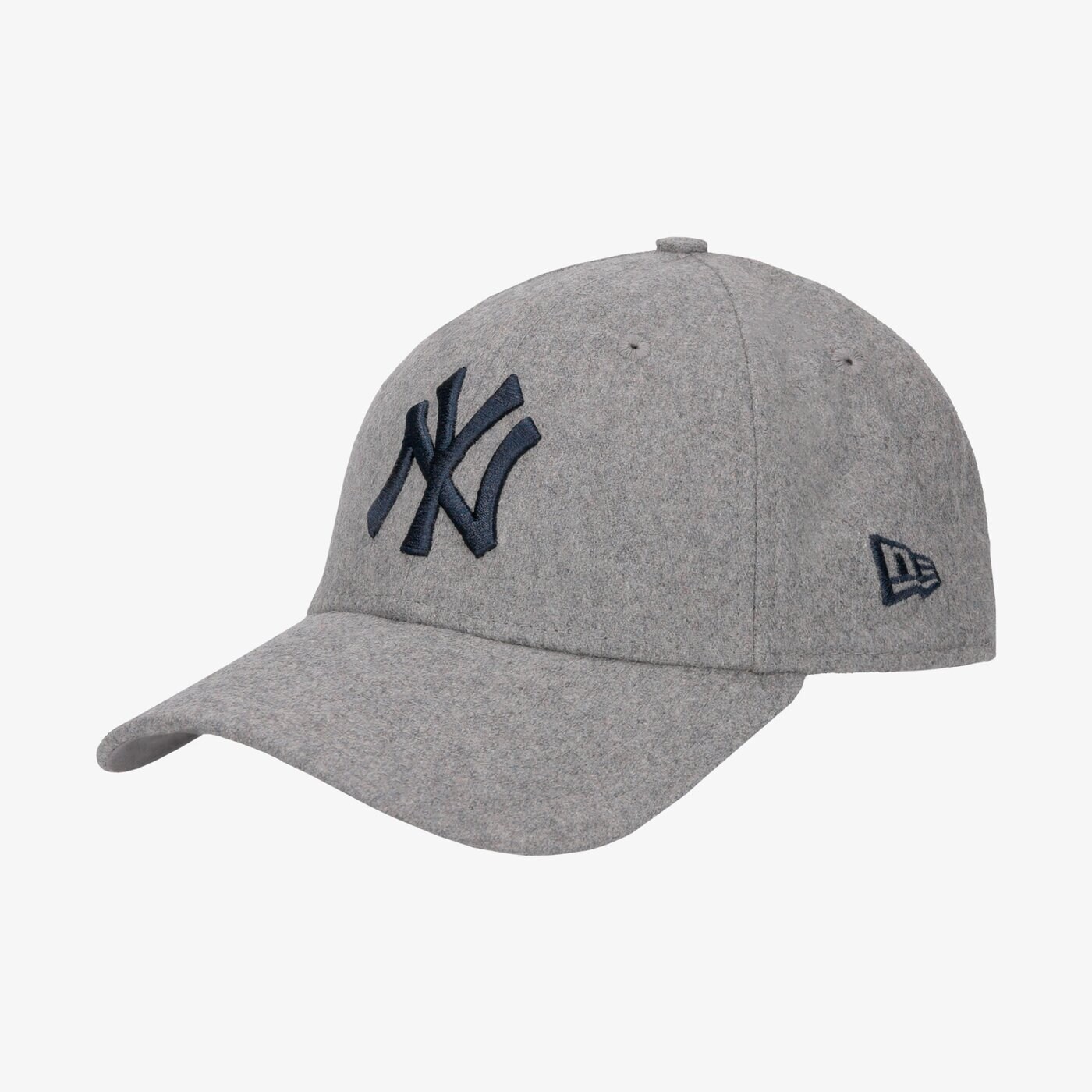 Дамска зимна шапка NEW ERA ЗИМНА ШАПКА WINTER UTLTY MELTON 9FORTY NEYYAN GRANVY 11858480 цвят сив