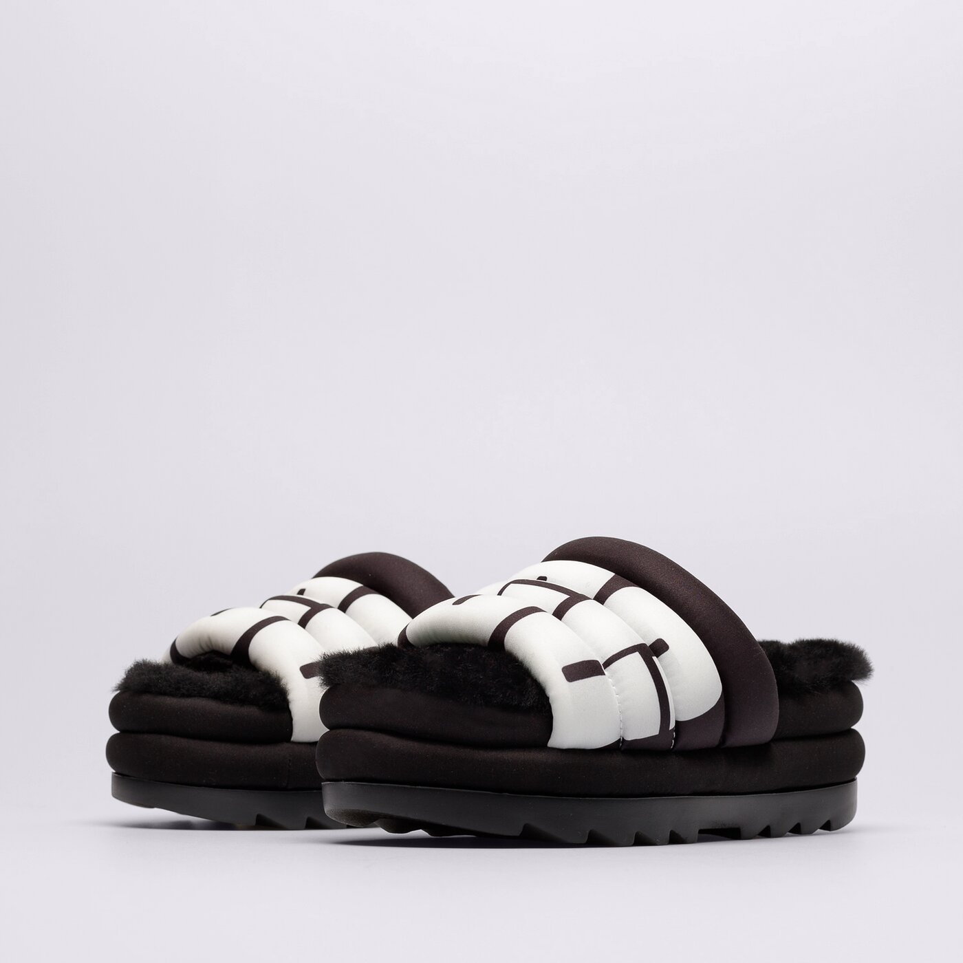 Дамски чехли и сандали UGG MAXI SLIDE LOGO 1127067-black цвят черен