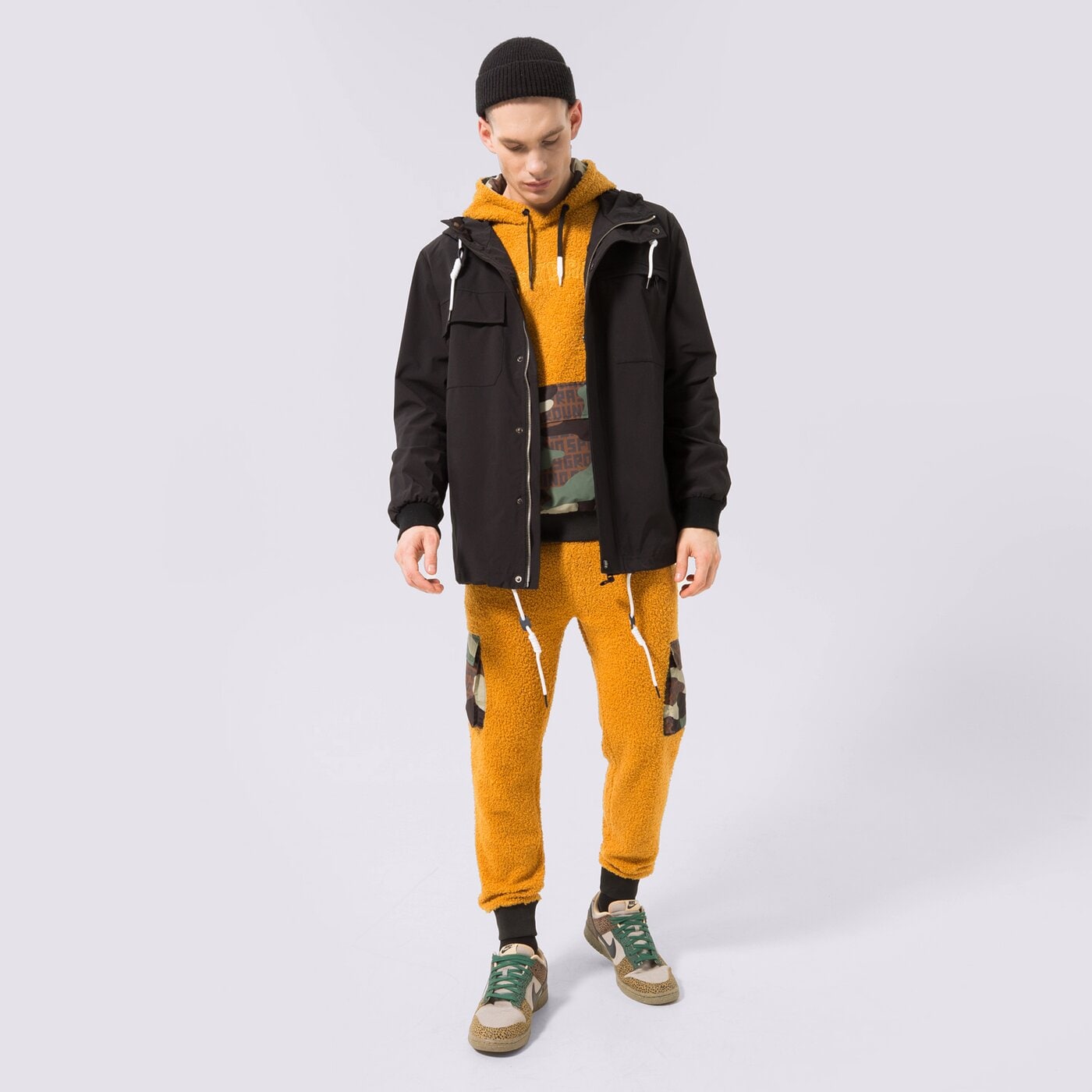 Мъжки панталони SPRAYGROUND ПАНТАЛОНИ TEDDY POCKET PANTS SAND sp267sand цвят многоцветен