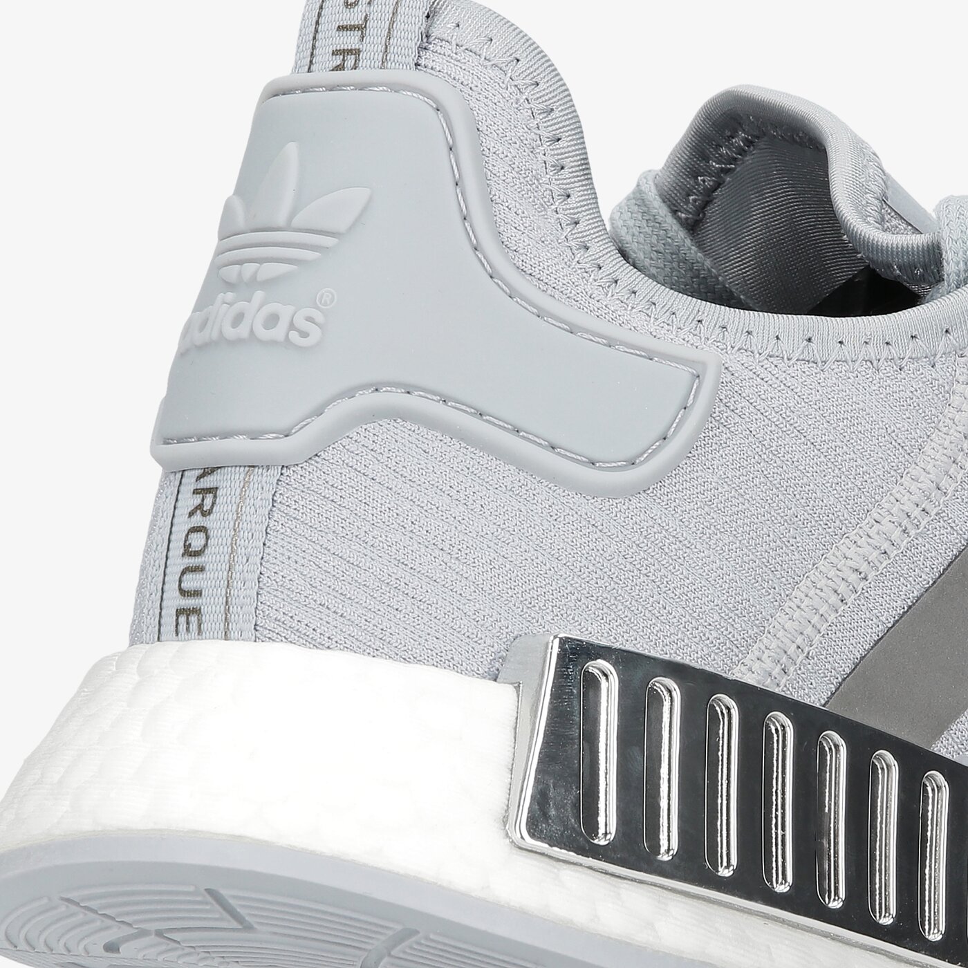 Мъжки маратонки ADIDAS NMD_R1 fy5730 цвят сив