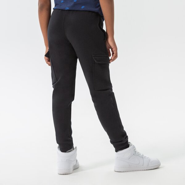 Детски панталони NIKE CLUB FLEECE CARGO JOGGERS JUNIOR BOY cq4298-010 цвят черен