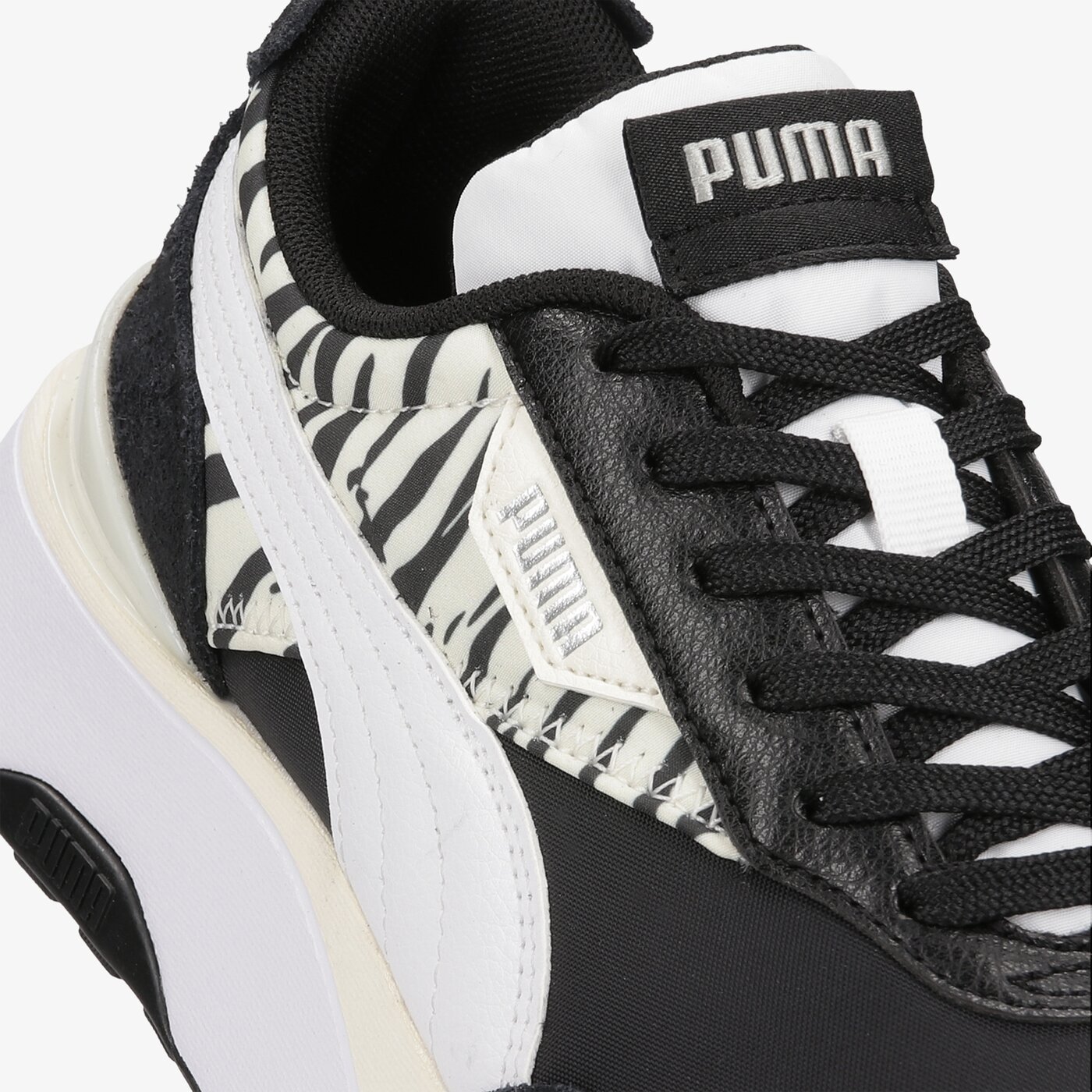 Детски маратонки PUMA CRUISE RIDER ROAR JR 38185802 цвят черен