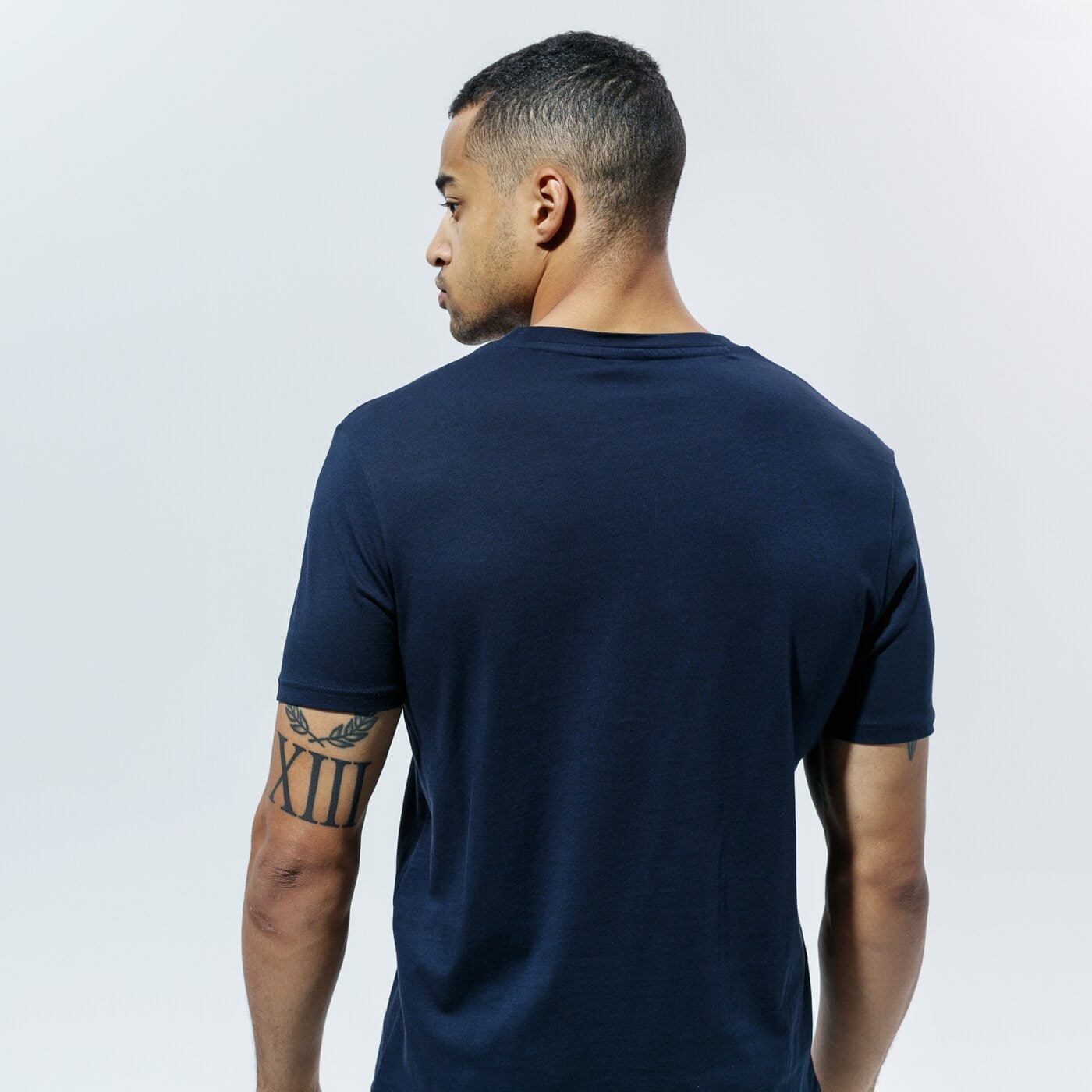 Мъжка тениска CHAMPION ТЕНИСКА CREWNECK ТЕНИСКА 214747bs501 цвят тъмносин