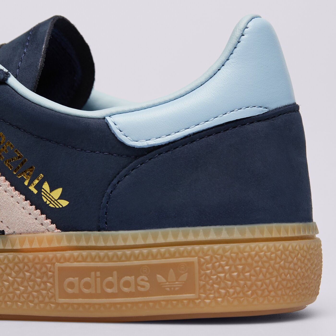 Дамски маратонки ADIDAS HANDBALL SPEZIAL W jr0851 цвят тъмносин