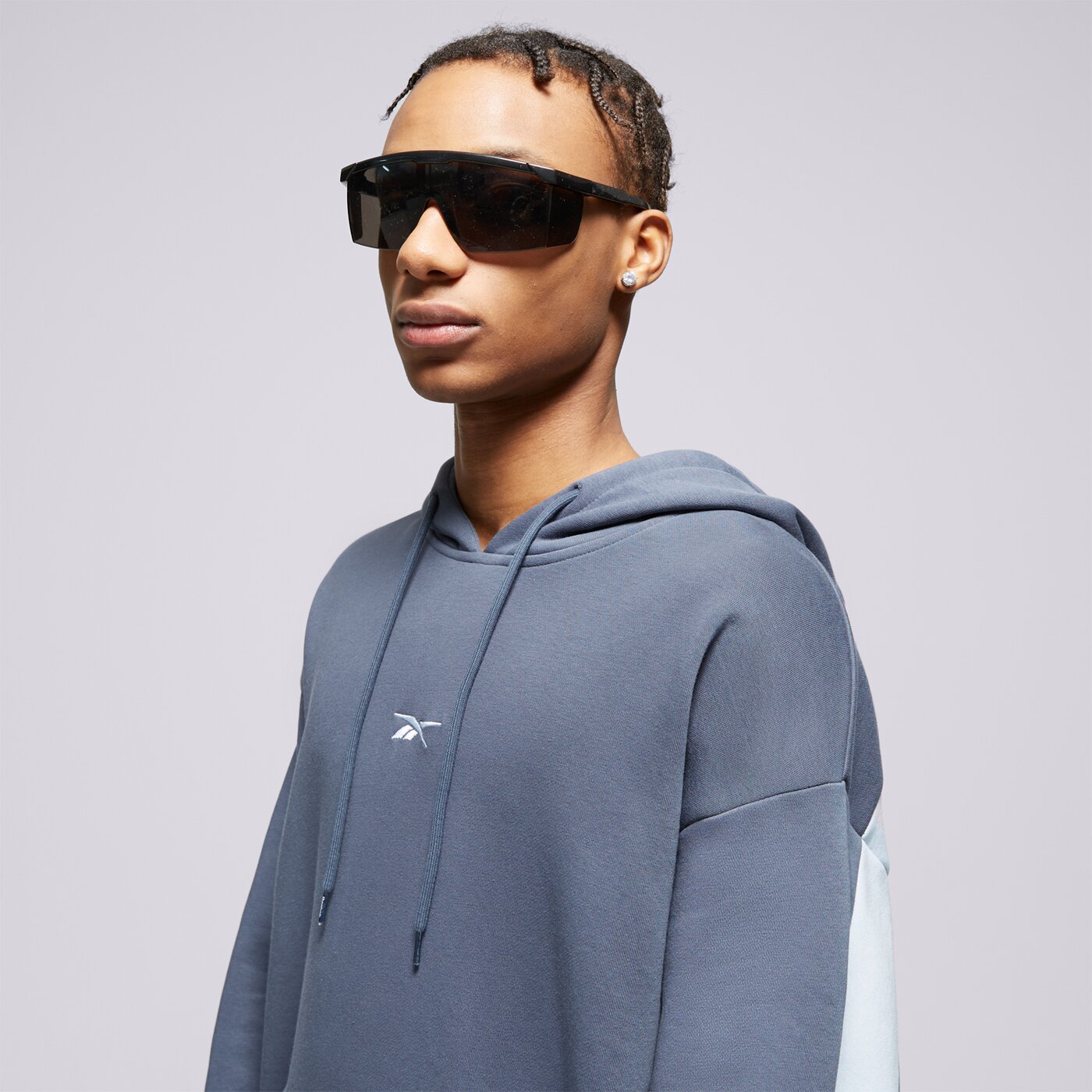 Мъжки суичър REEBOK СУИТЧЪР С КАЧУЛКА CL BV HOODIE 100075819 цвят тъмносин