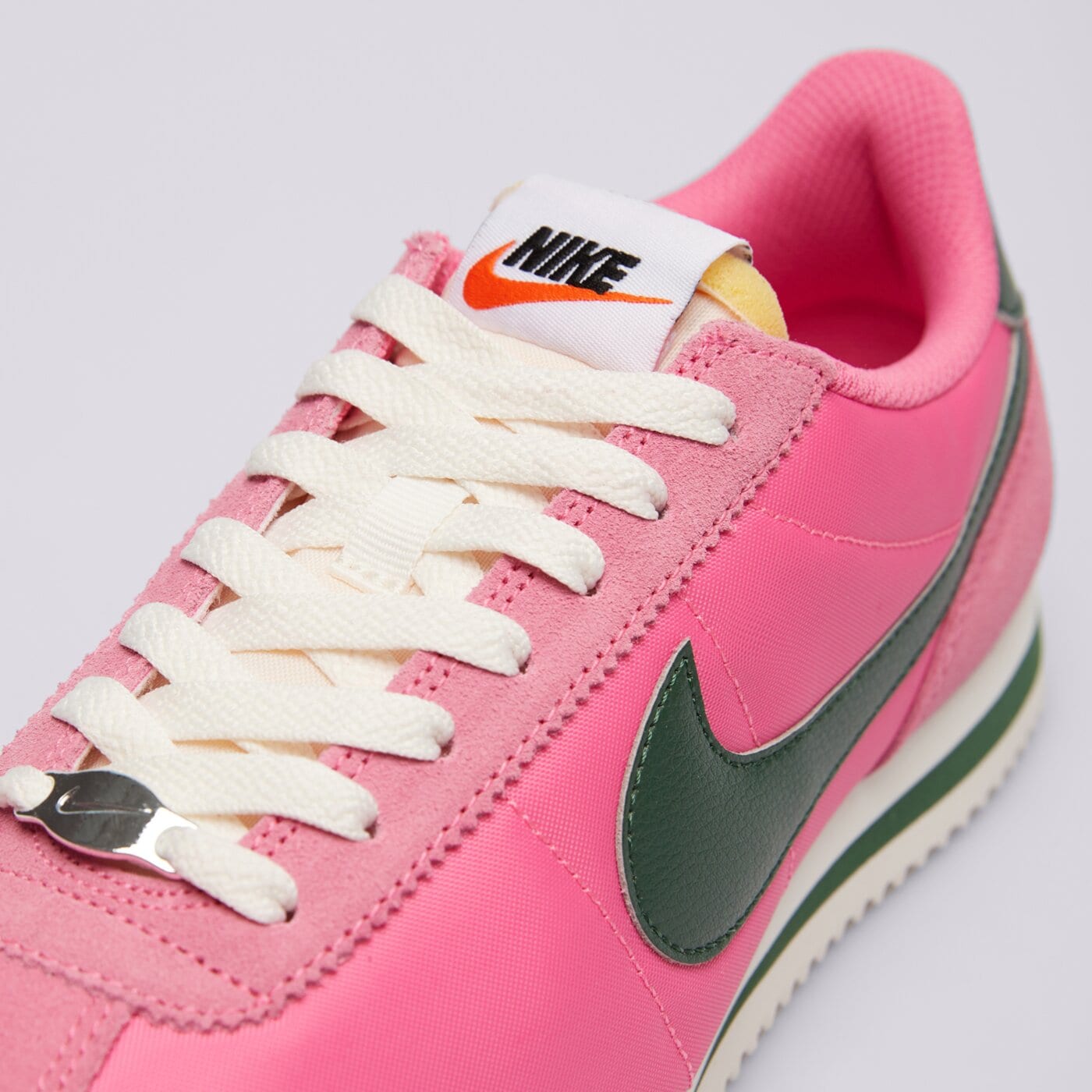 Дамски маратонки NIKE W CORTEZ TXT 2 ih2361-600 цвят розов