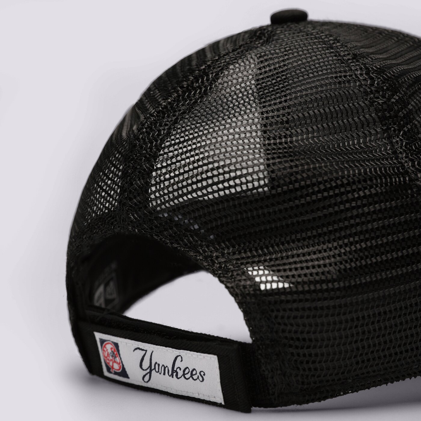 Мъжка шапка с козирка NEW ERA ШАПКА HOME FIELD 940 TRUCKER NYY NEW YORK YANKEES 60358155 цвят черен