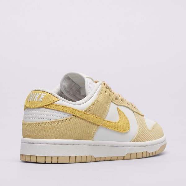 Дамски маратонки NIKE DUNK LOW fn7167-700 цвят бял