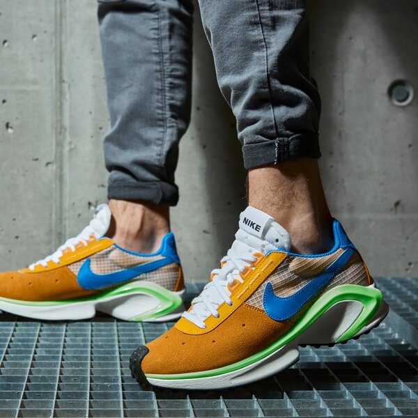 Мъжки маратонки NIKE D/MS/X WAFFLE cq0205-700 цвят жълт