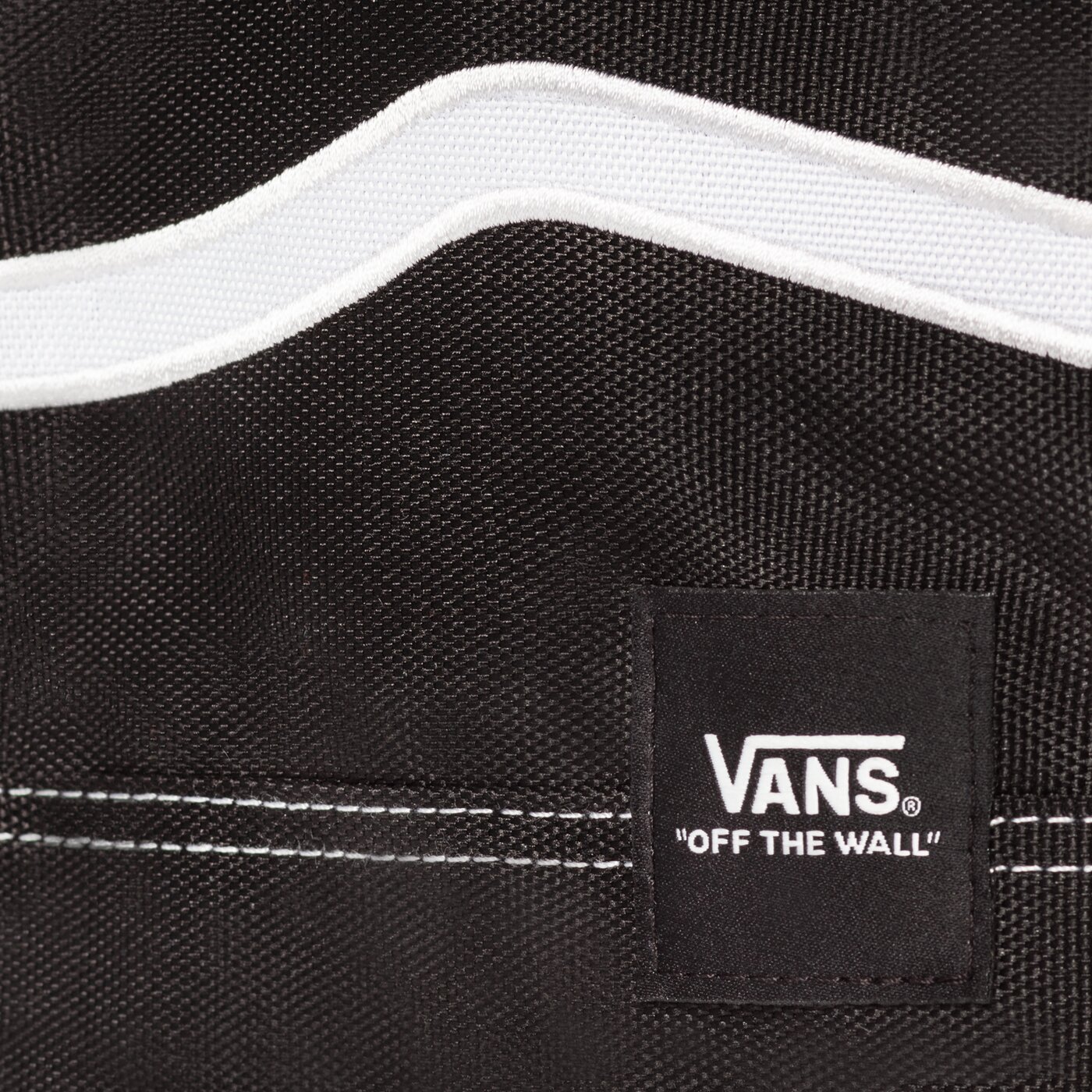Дамски сак VANS ЧАНТА CONSTRUCT™ CROSS BODY vn0a4rwzy28 цвят черен