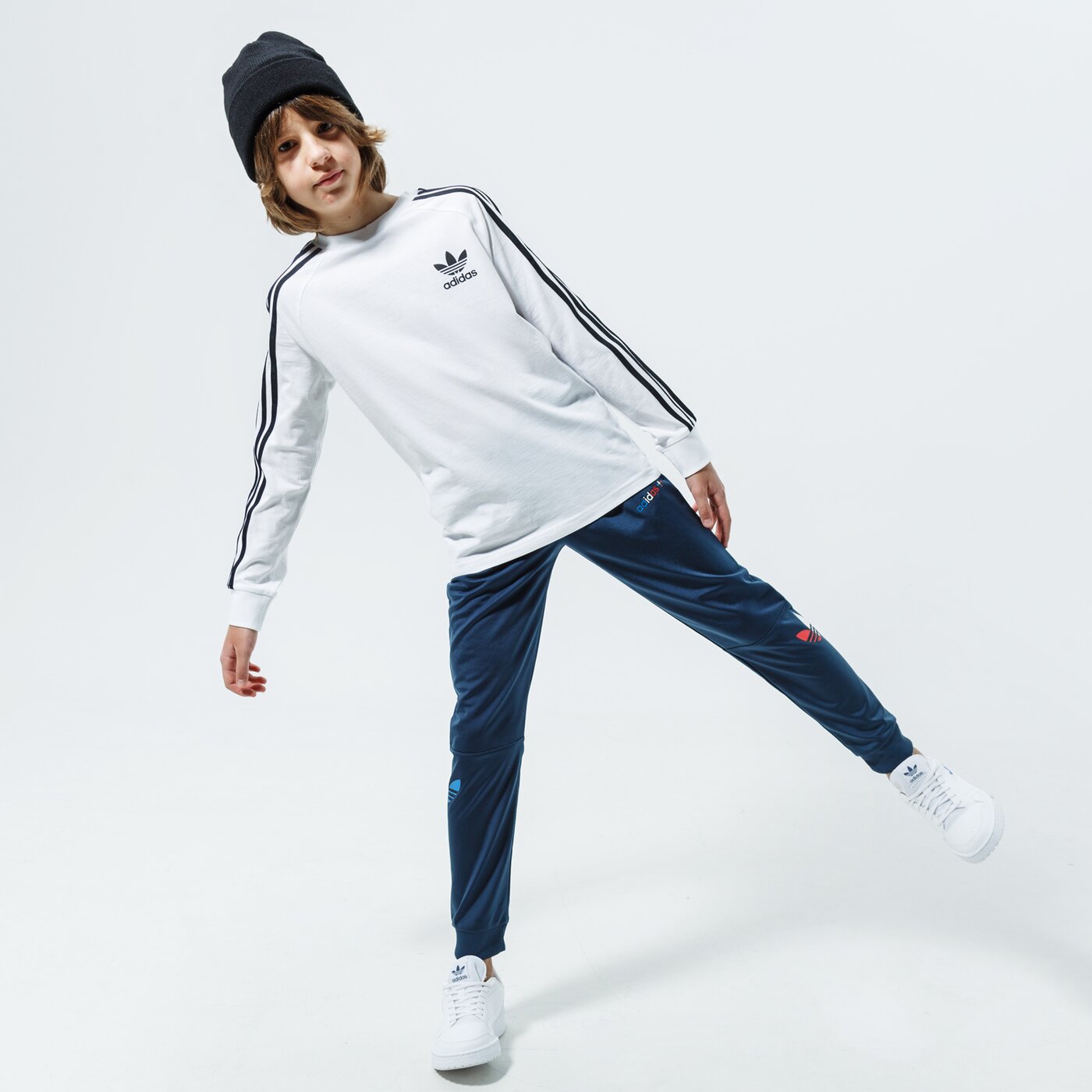 Детска тениска ADIDAS ТЕНИСКА 3STRIPES LS BOY dw9298 цвят бял