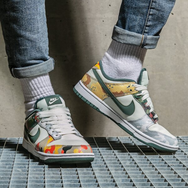 Мъжки маратонки NIKE DUNK LOW SE dh0957-100 цвят зелен