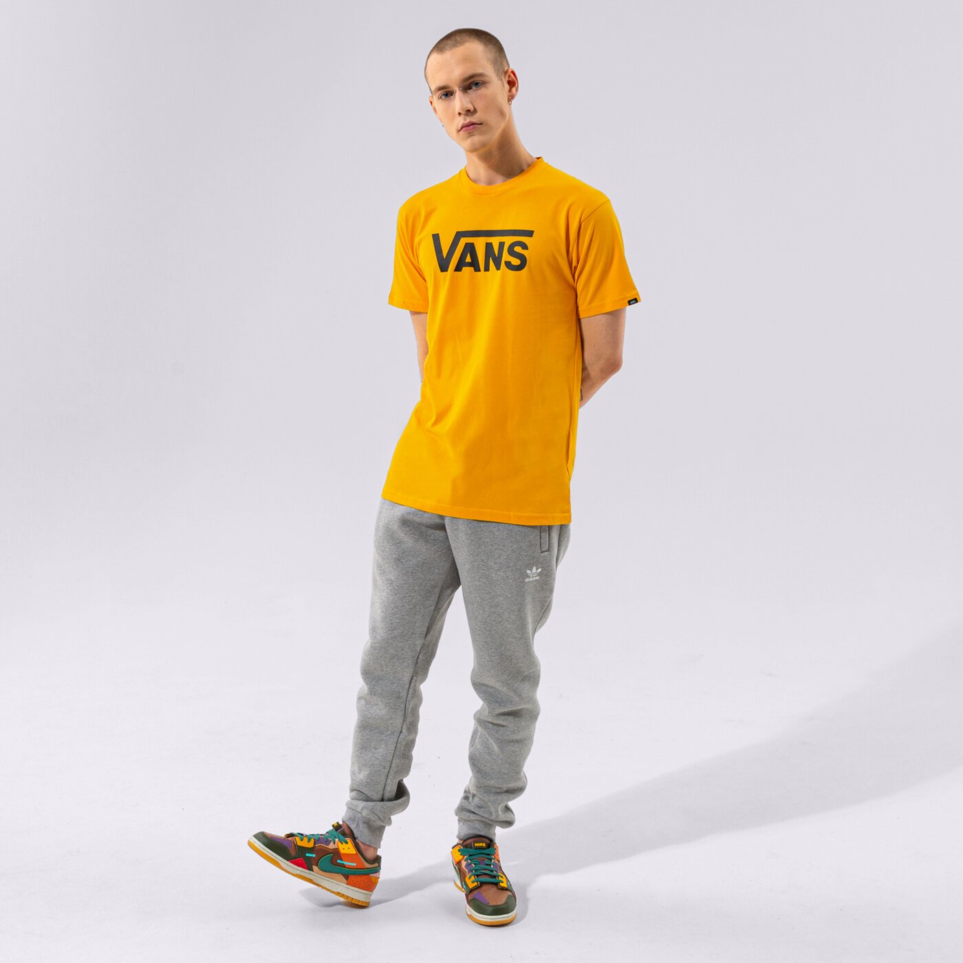 Мъжки панталони ADIDAS TREFOIL ESSENTIAL JOGGERS  h34659 цвят сив