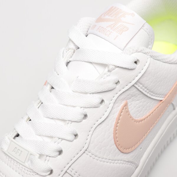 Дамски маратонки NIKE AIR FORCE 1 '07 NEXT NATURE  dn1430-106 цвят бял