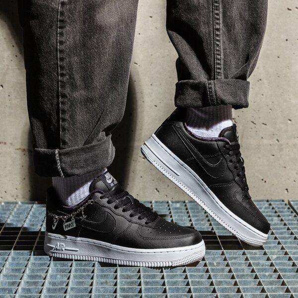 Дамски маратонки NIKE WMNS AIR FORCE 1 '07 LX dd1525-001 цвят черен