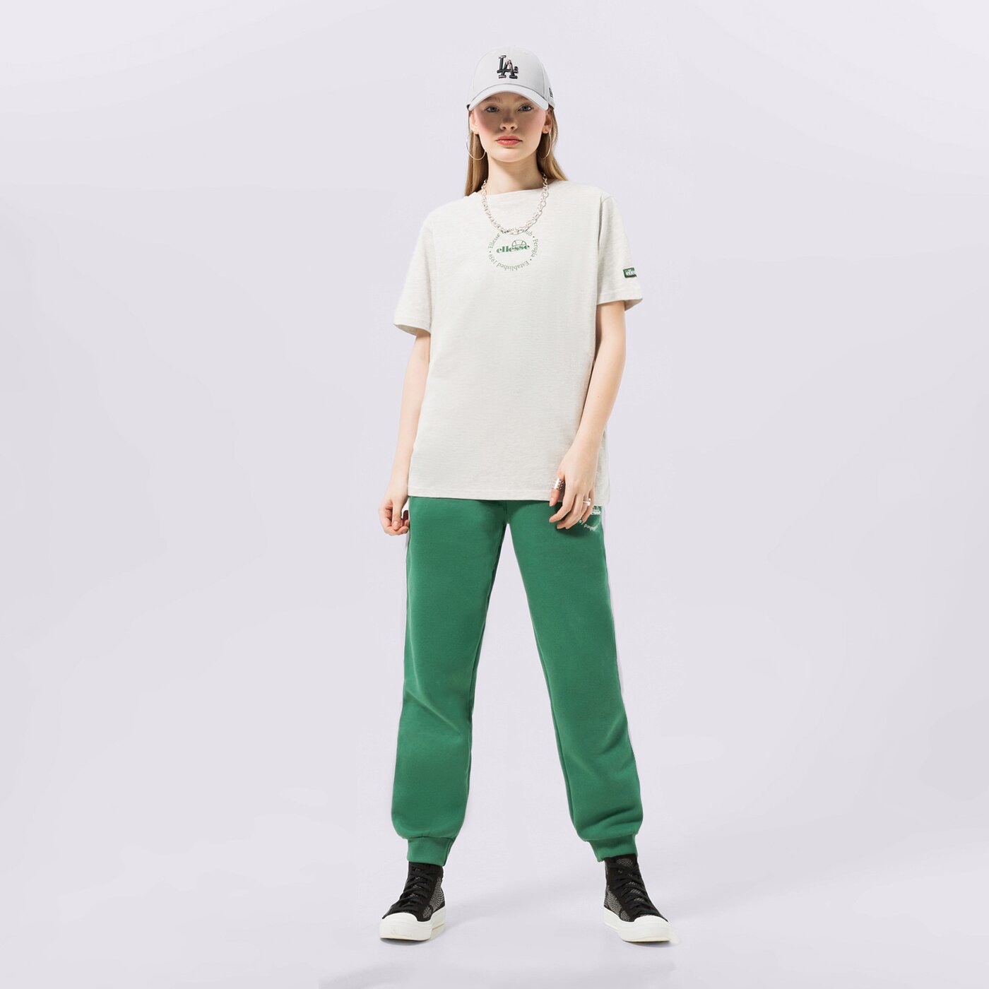 Дамски панталони ELLESSE ПАНТАЛОНИ AIRLA JOG PANT GREEN sgr17622503 цвят зелен