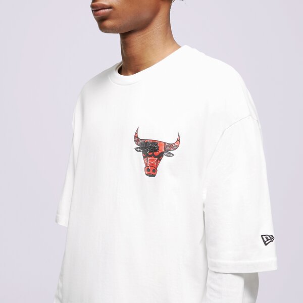 Мъжка тениска NEW ERA ТЕНИСКА INFILL TEAM LOGO OS BULLS CHICAGO BULLS 60332136 цвят бял