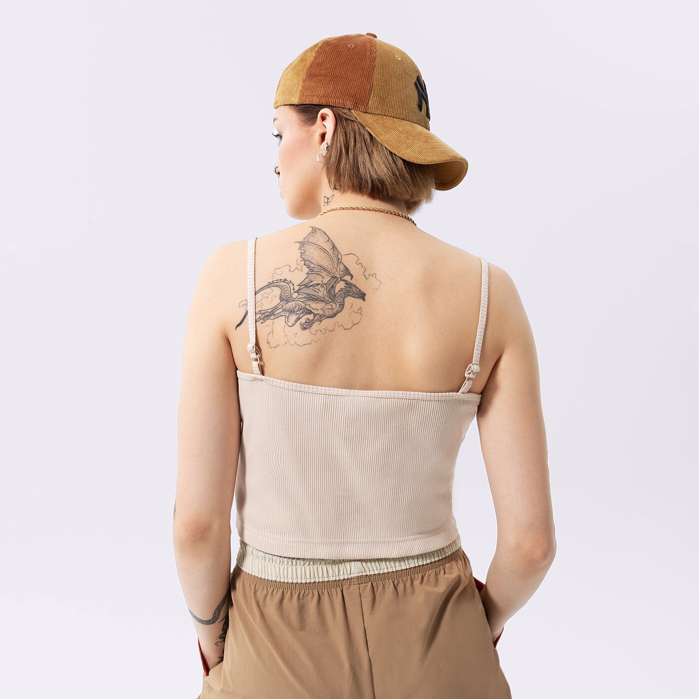 Дамска тениска NIKE ТОП  dm6737-126 цвят бежов