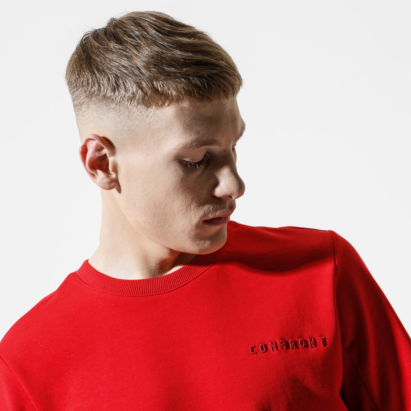 Мъжки суичър CONFRONT СУИТЧЪР JAMIE cf120blm54001 цвят червен
