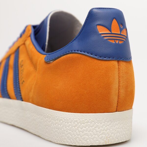 Мъжки маратонки ADIDAS GAZELLE  gy7374 цвят оранжев