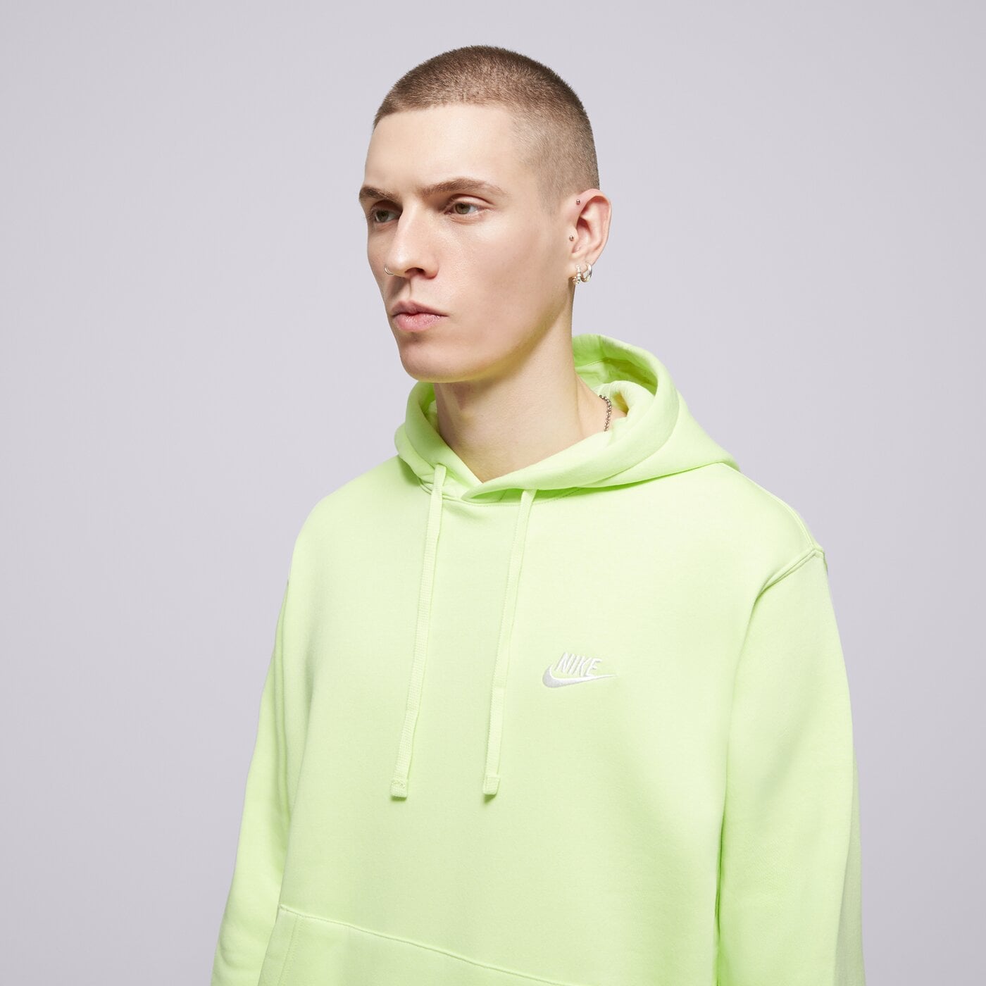 Мъжки суичър NIKE СУИТЧЪР С КАЧУЛКА SPORTSWEAR CLUB FLEECE bv2654-736 цвят жълт