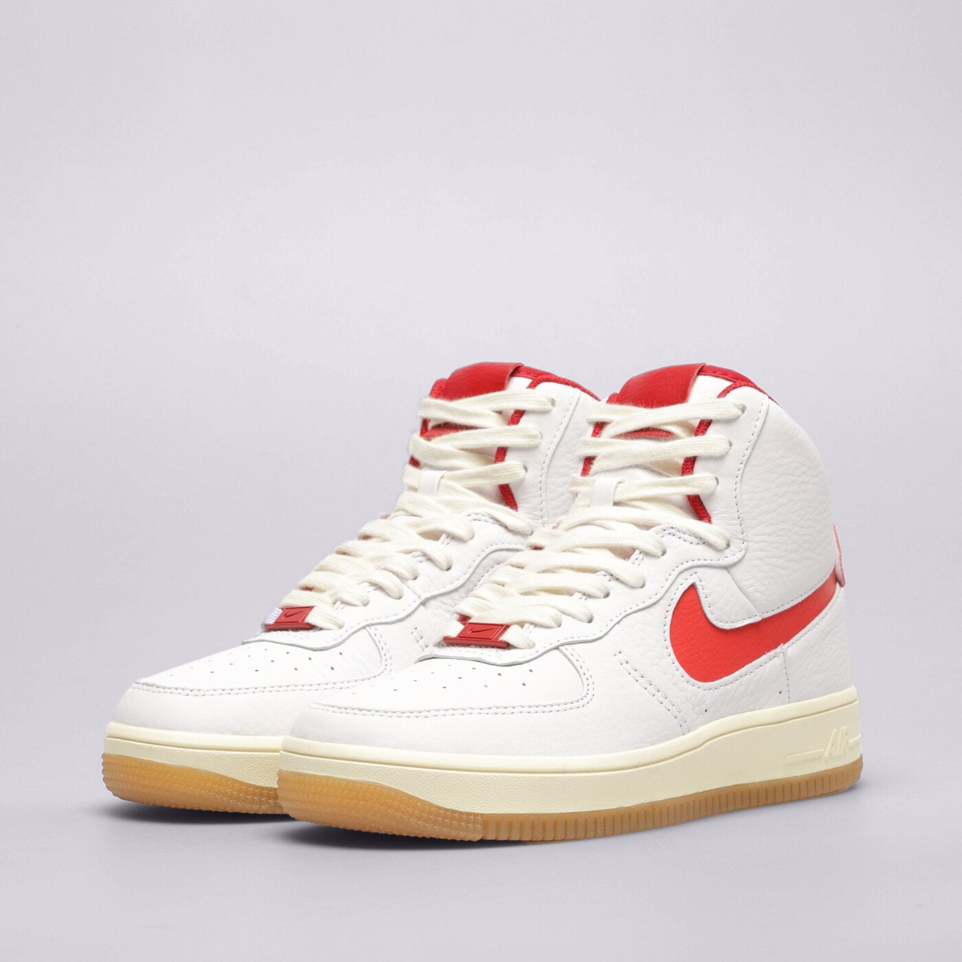 Дамски маратонки NIKE WMNS AF1 SCULPT  fn3500-100 цвят бял