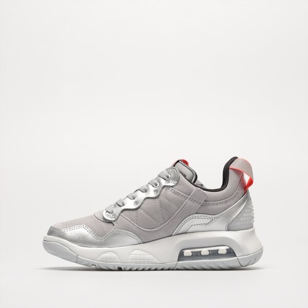 Детски маратонки JORDAN MA2 cw6594-009 цвят сребърен