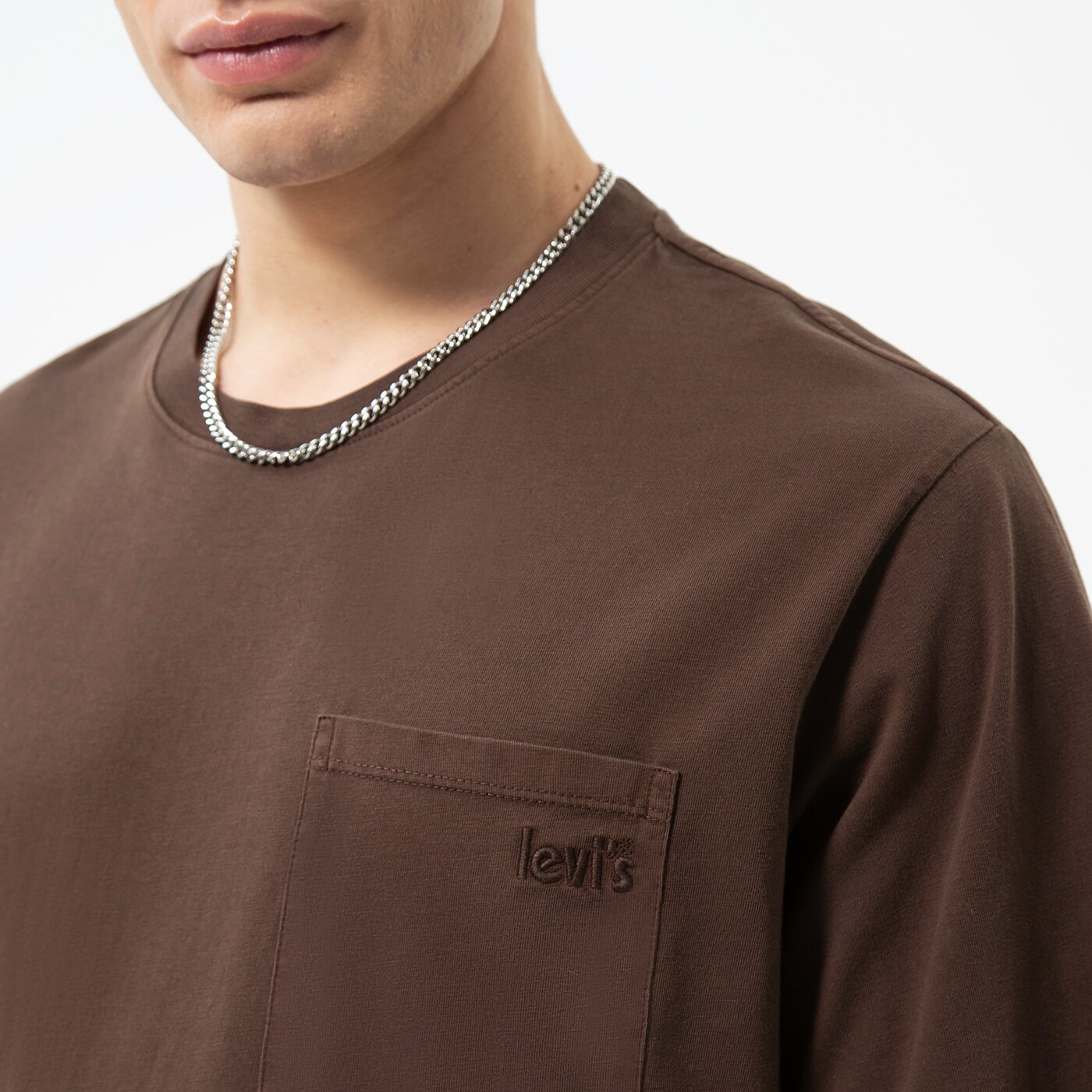 Мъжка тениска LEVI'S ТЕНИСКА SEASONAL POCKET TEE a3697-0003 цвят кафяв