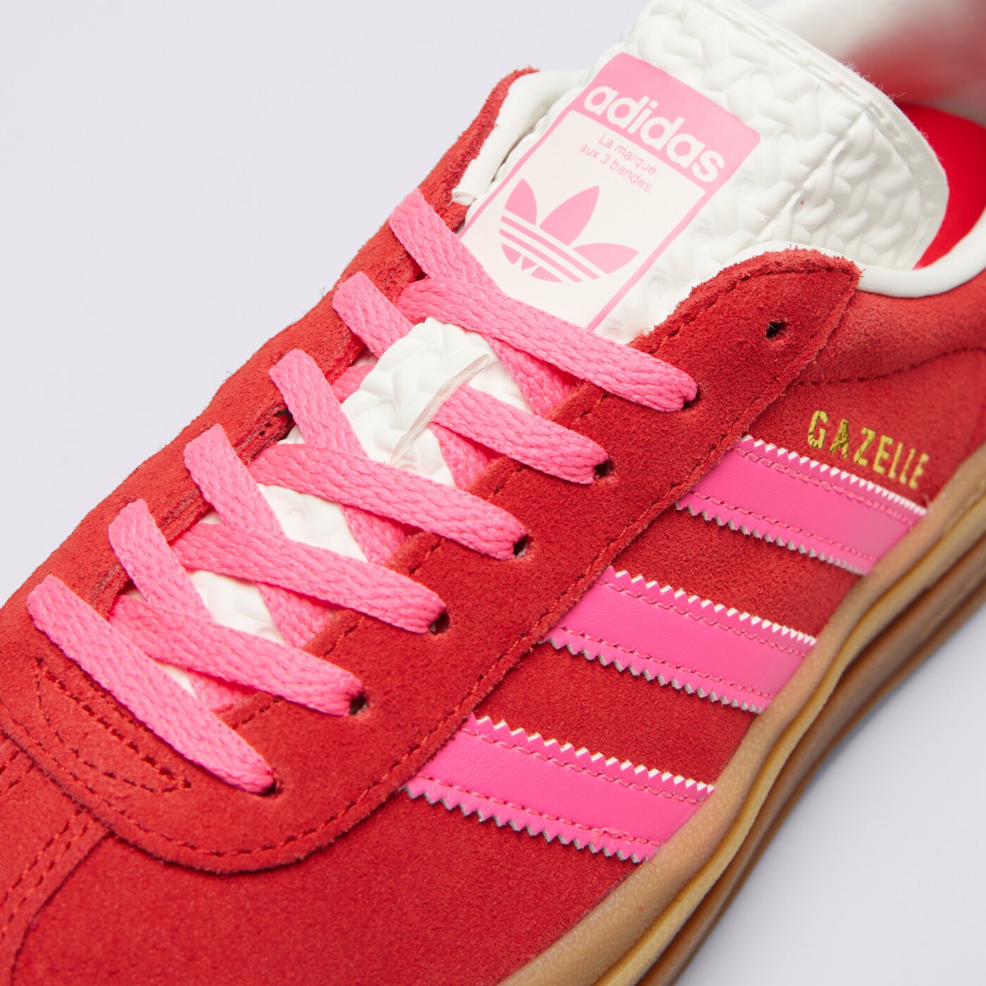 Дамски маратонки ADIDAS GAZELLE BOLD W ih7496 цвят червен