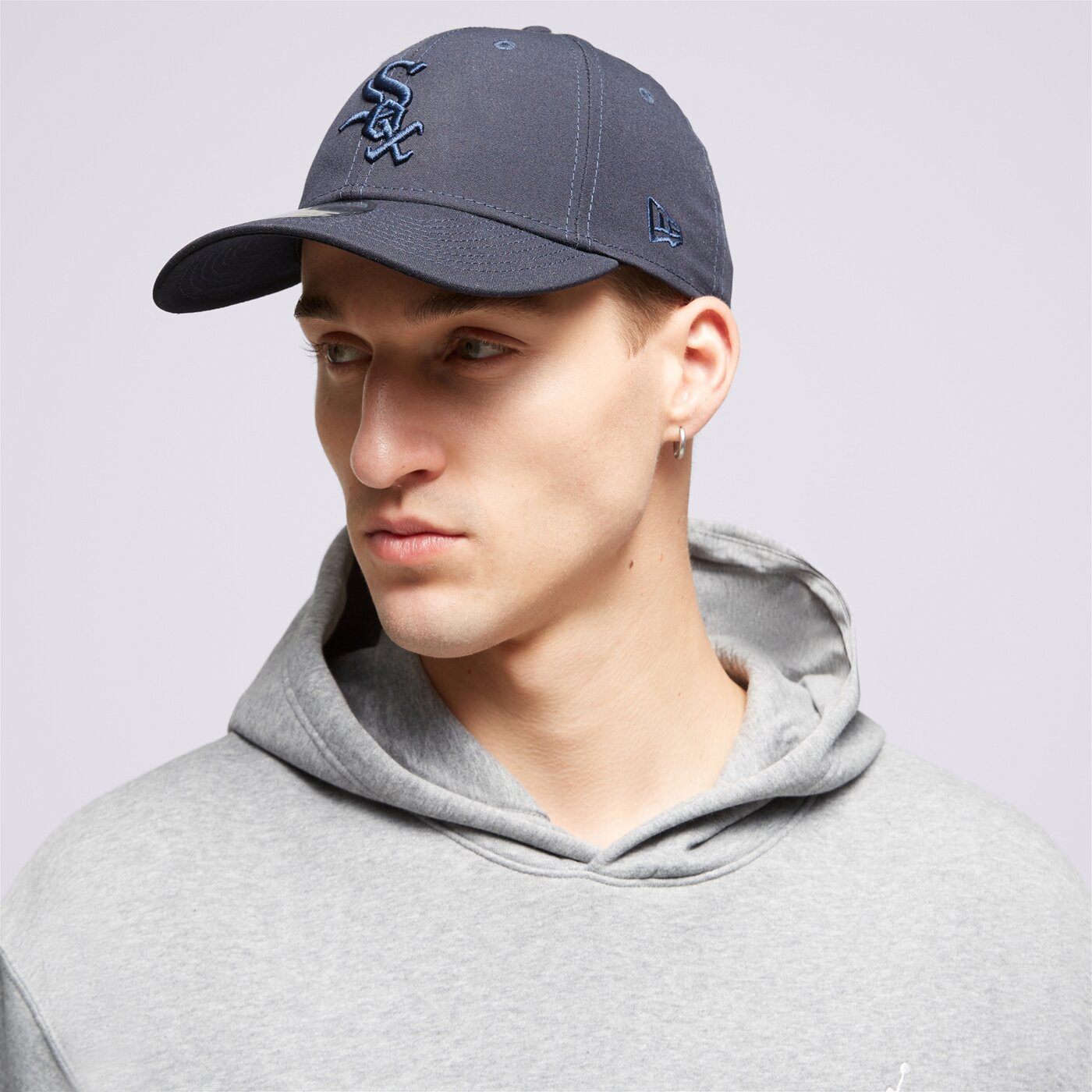 Мъжка шапка с козирка NEW ERA ШАПКА REPREVE 940 WHITE SOX CHICAGO WHITE SOX 60364411 цвят тъмносин