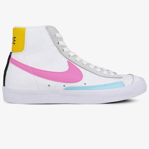 Дамски маратонки NIKE WMNS BLAZER MID VNTG '77 da4295-100 цвят бял