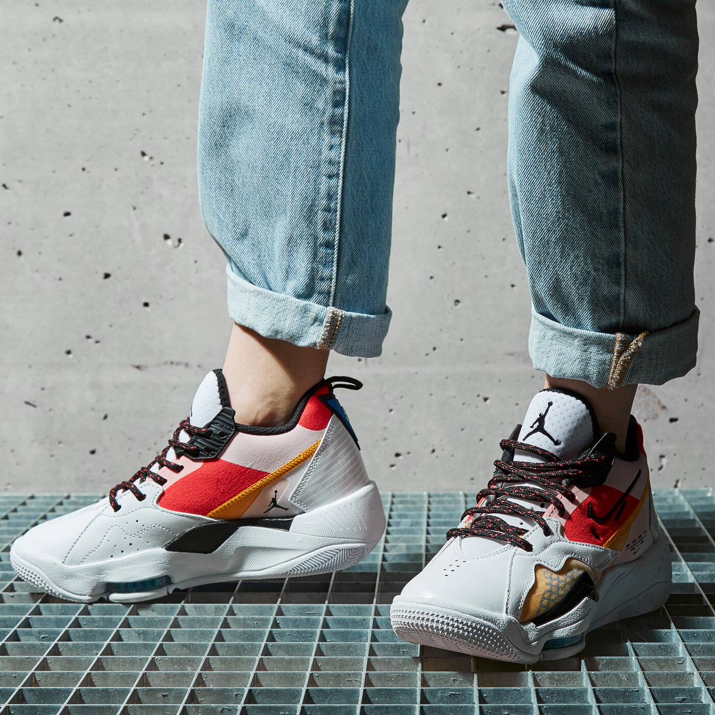 Дамски маратонки JORDAN ZOOM '92 ck9184-102 цвят бял