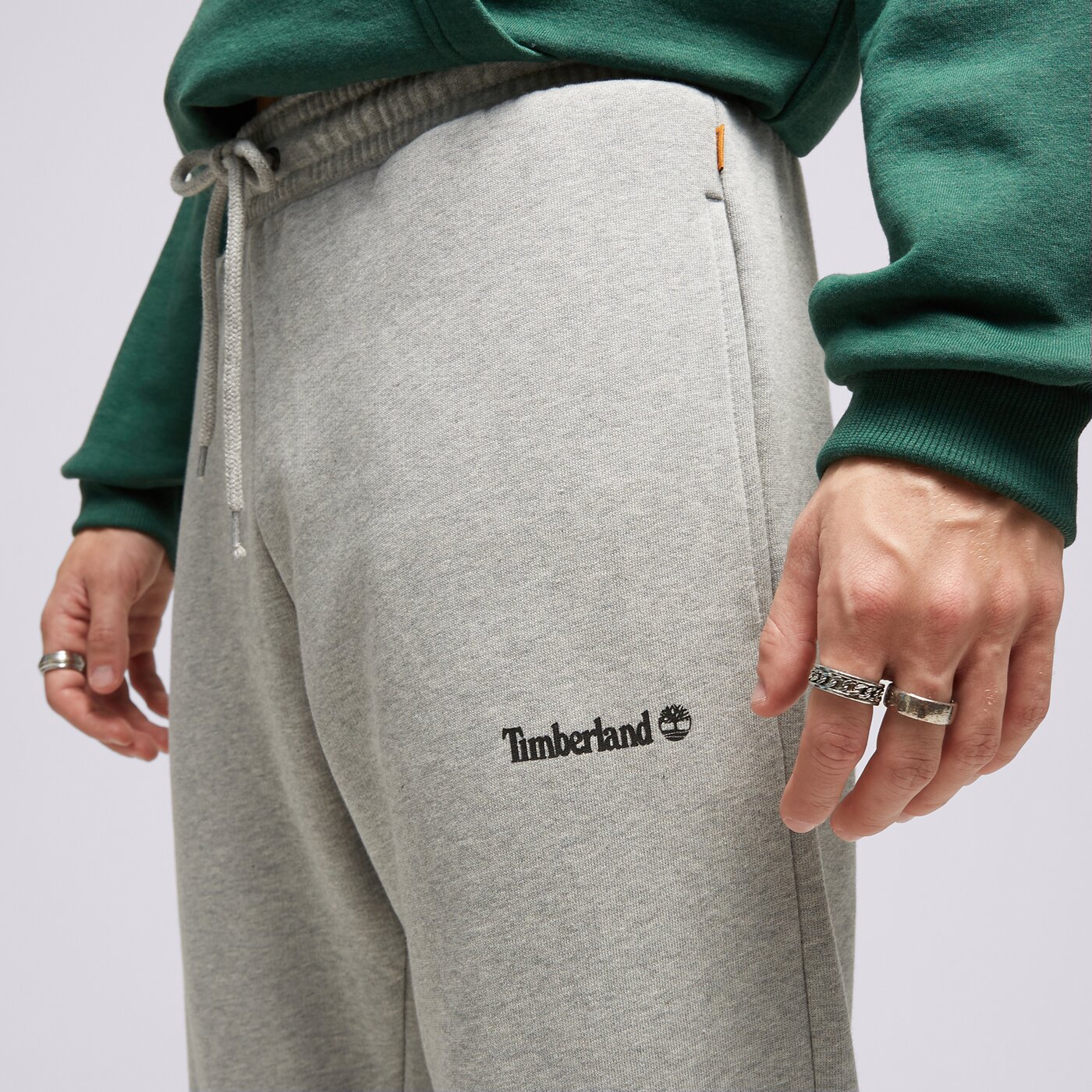 Мъжки панталони TIMBERLAND ПАНТАЛОНИ EPP - SMALL LOGO PRINT SWEATPANT tb0a5pf40521 цвят сив