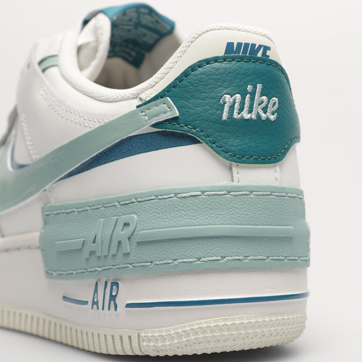 Дамски маратонки NIKE W AF1 SHADOW dz1847-101 цвят тюркоазен