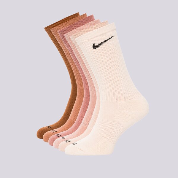 Дамски чорапи NIKE ЧОРАПИ NIKE EVERYDAY PLUS CUSHION CREW sx6897-904 цвят многоцветен