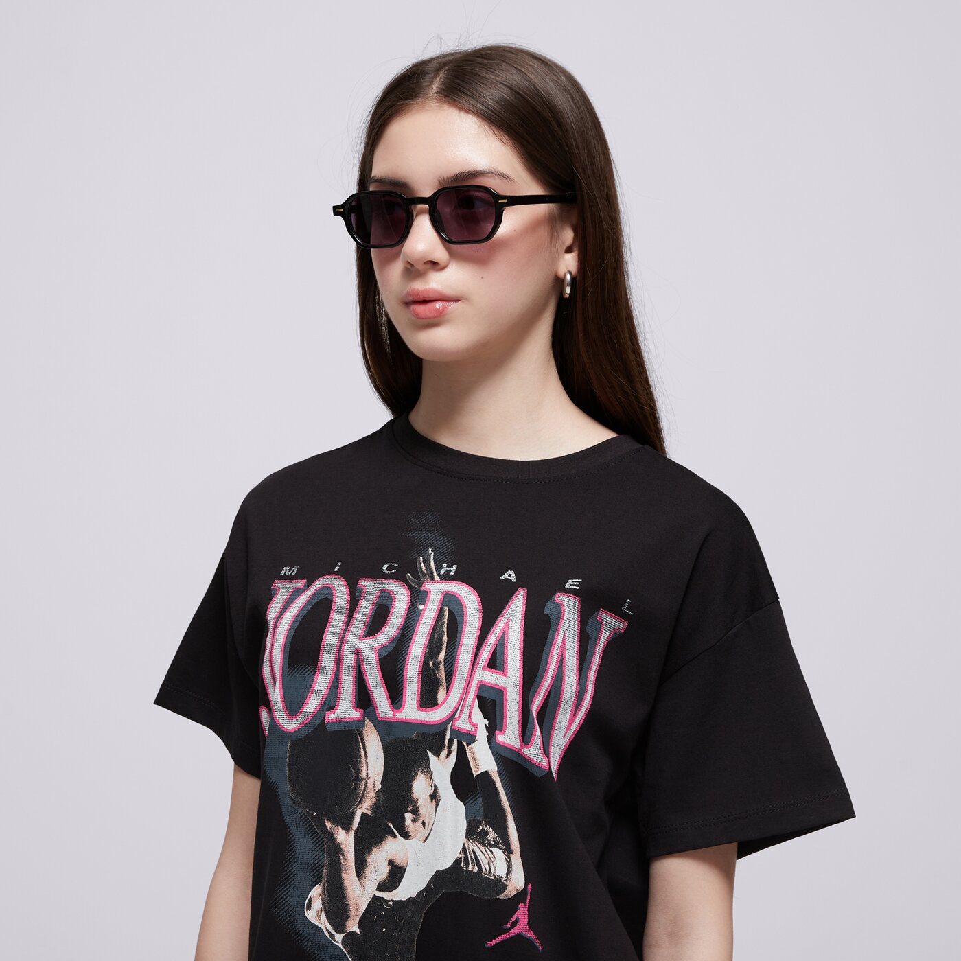 Детска тениска JORDAN ТЕНИСКА JDG MJ SOAR OVERSIZED TEE GIRL 45d922-023 цвят черен
