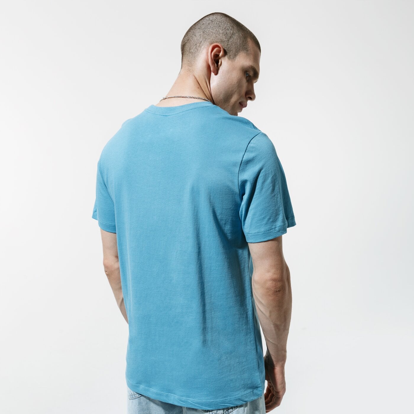 Мъжка тениска NIKE ТЕНИСКА SPORTSWEAR CLUB ar4997-424 цвят син