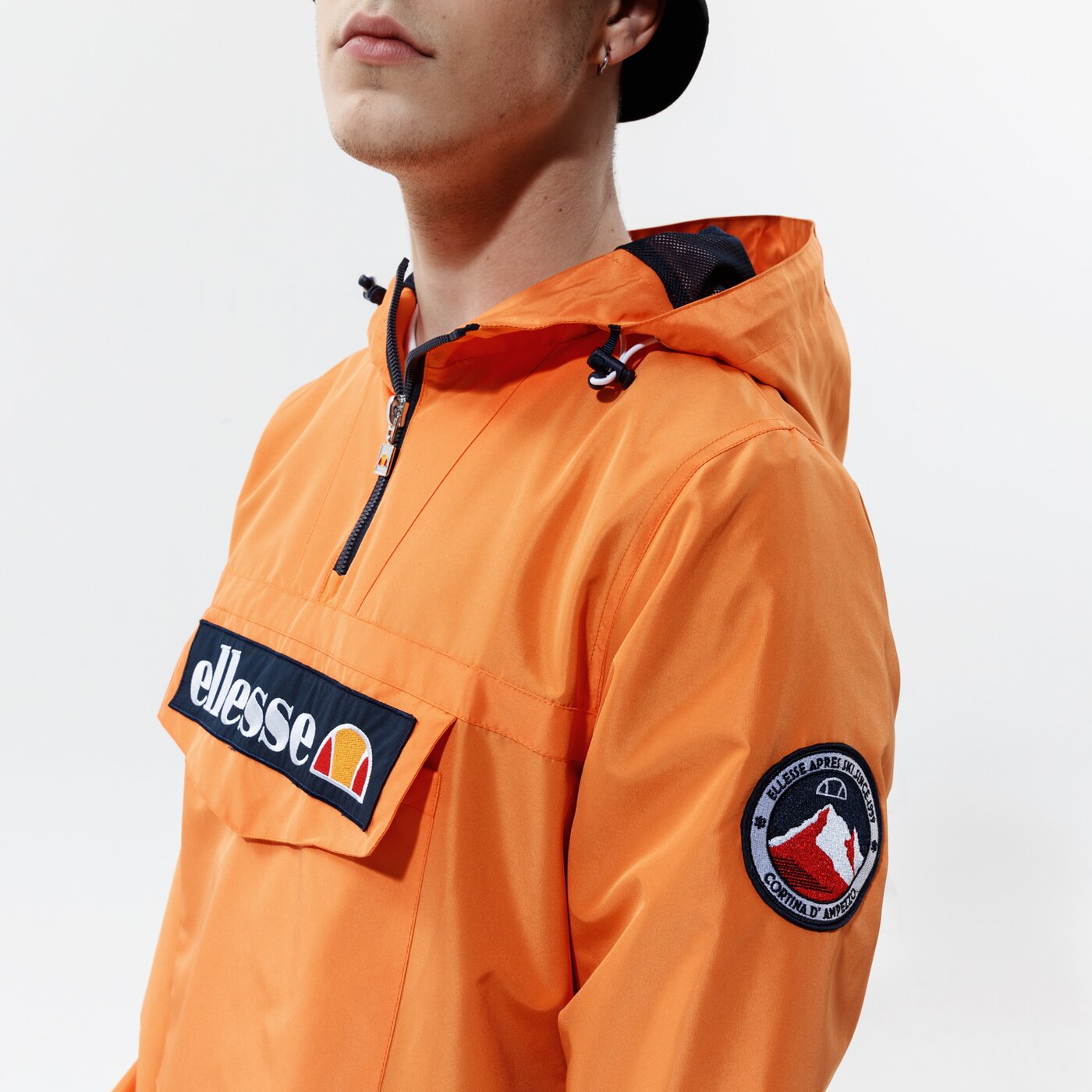 Мъжко преходно яке ELLESSE ЯКЕ MONT 2 OH JACKET ORNG shi06040704 цвят оранжев