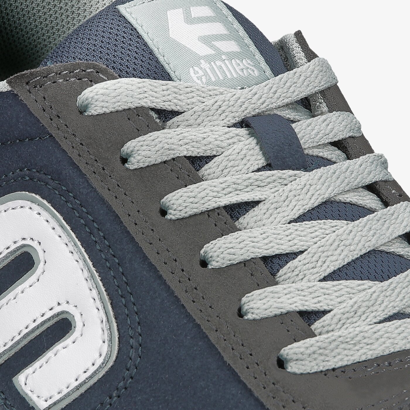 Мъжки маратонки ETNIES LO-CUT II LS 4101000365070 цвят сив