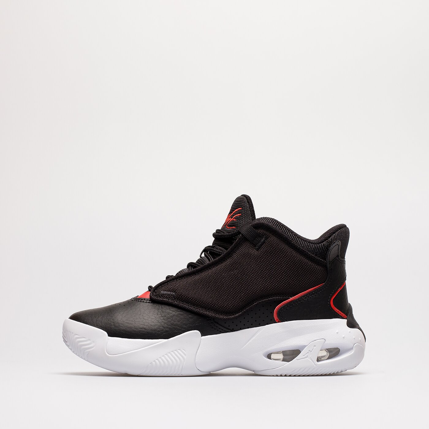 Детски маратонки JORDAN MAX AURA 4 BG  dq8404-006 цвят черен