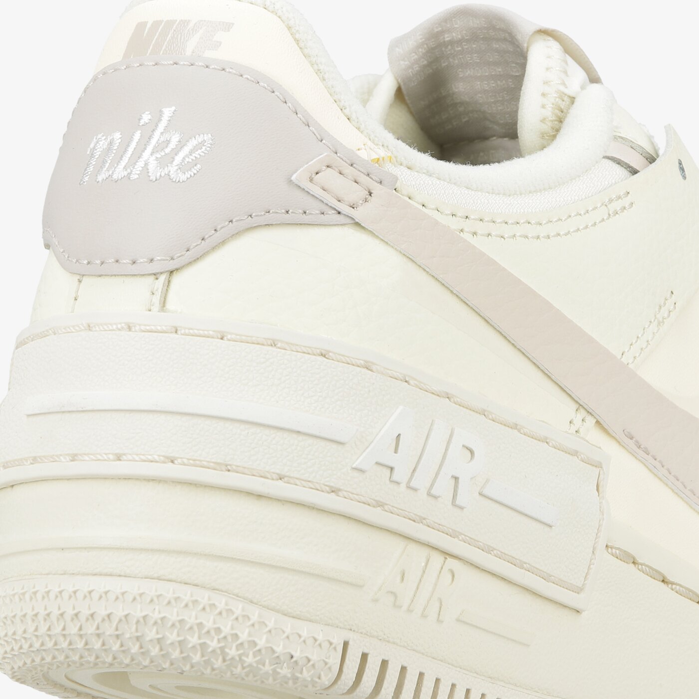 Дамски маратонки NIKE AIR FORCE 1 SHADOW cu8591-102 цвят бежов