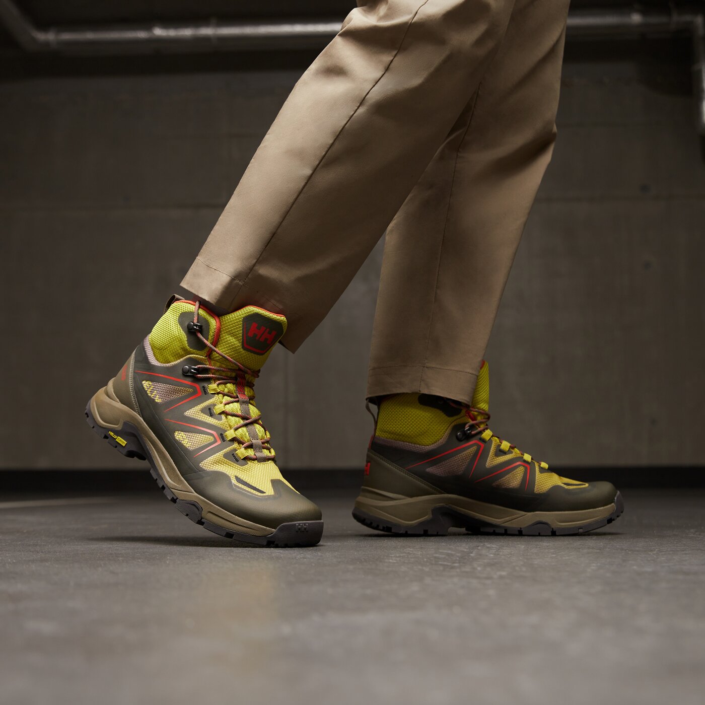 Мъжки зимни обувки HELLY HANSEN CASCADE MID 11751452 цвят зелен