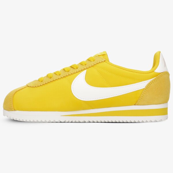 Дамски маратонки NIKE CLASSIC CORTEZ 15 NYLON 749864-702 цвят жълт