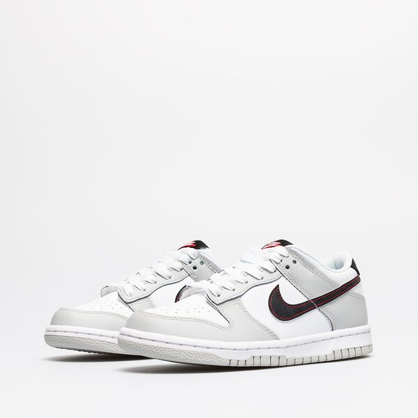 Детски маратонки NIKE DUNK LOW SE (GS) dq0380-001 цвят многоцветен