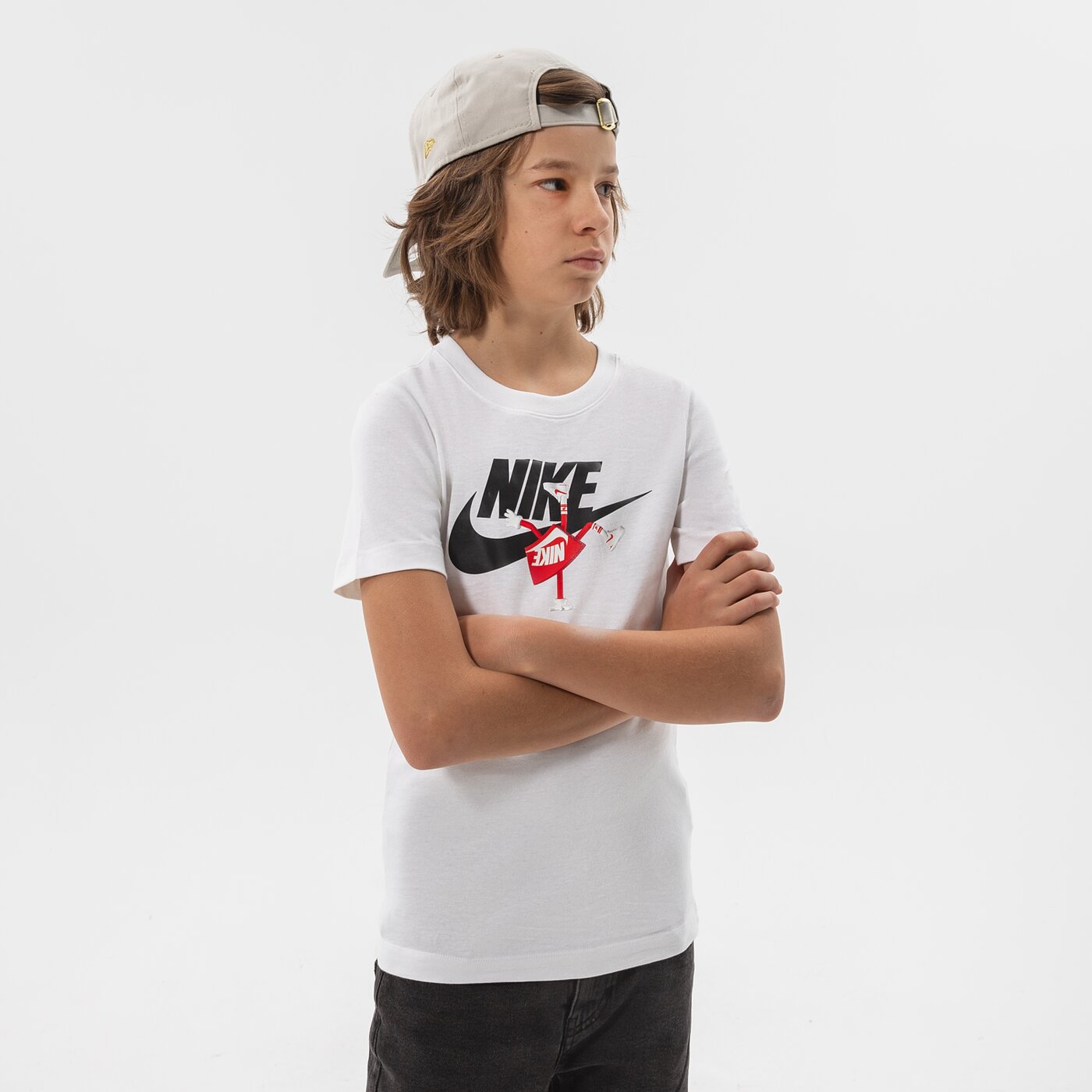 Детска тениска NIKE ТЕНИСКА B NSW TEE FUTURA BOXY SP22 BOY do1806-100 цвят черен