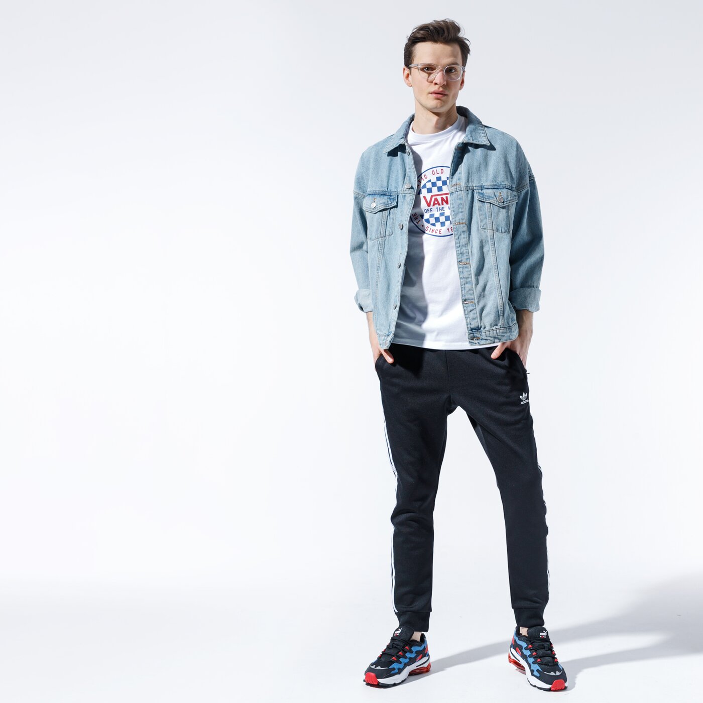 Мъжка тениска VANS ТЕНИСКА OG CHECKER SS vn0a49sywht1 цвят бял