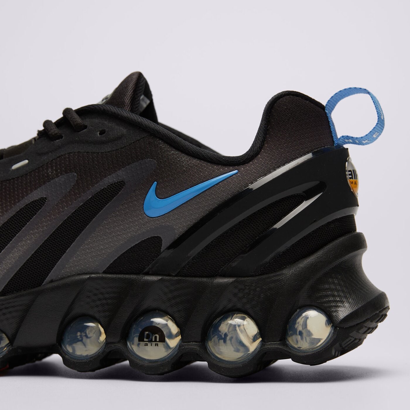 Мъжки маратонки NIKE AIR MAX DN8 ih4464-001 цвят черен