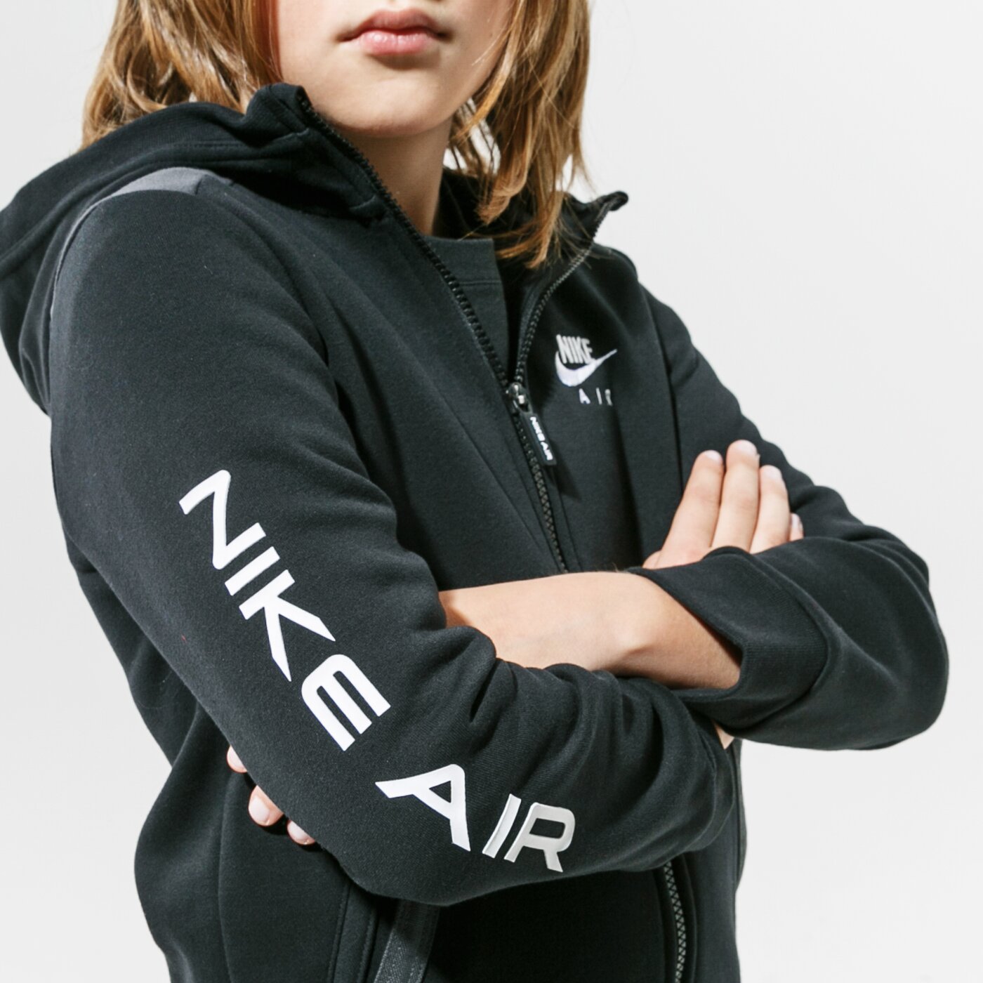 Детски суичър NIKE СУИТЧЪР СЪС ЗАКОПЧАВАНЕ С КАЧУЛКА AIR  da0699-010 цвят черен